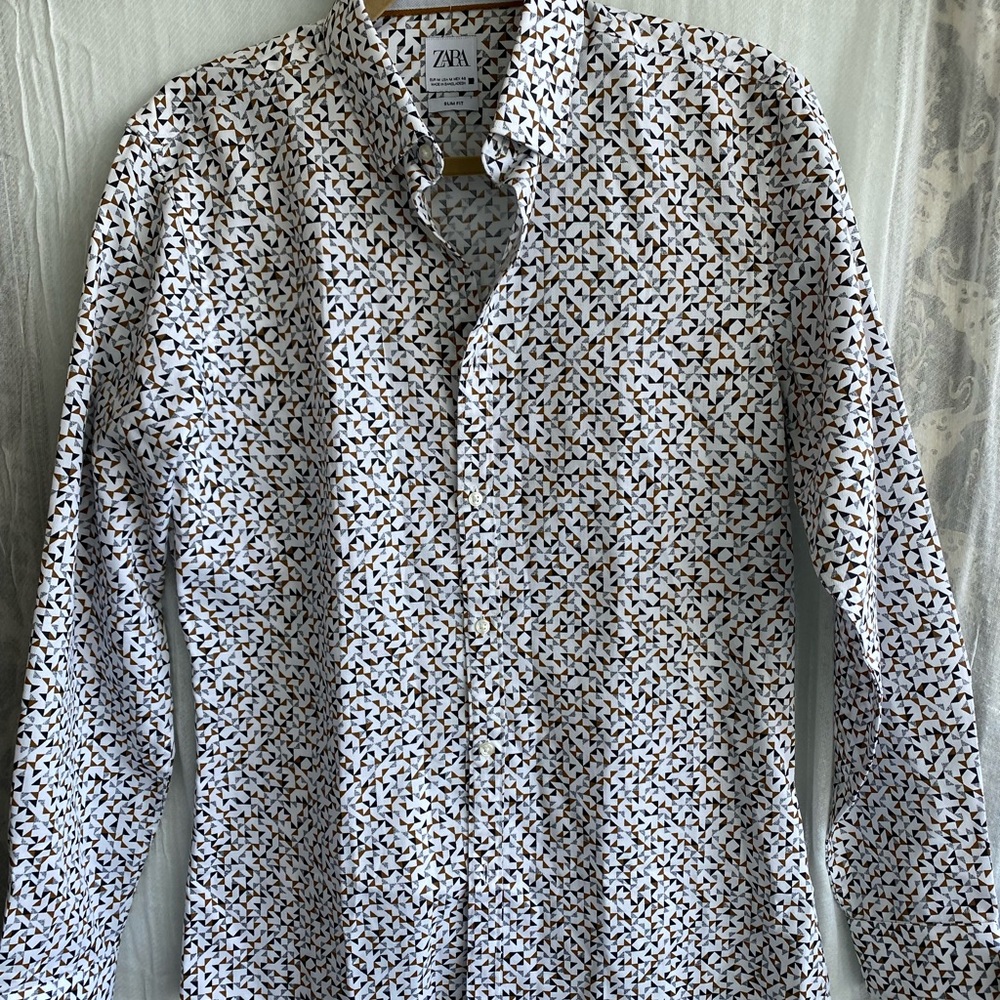 ZARA MENS CASUAL SLIM FIT SHIRT - SIZE MEDIUM, 60% cotton 40% polyester NWOT